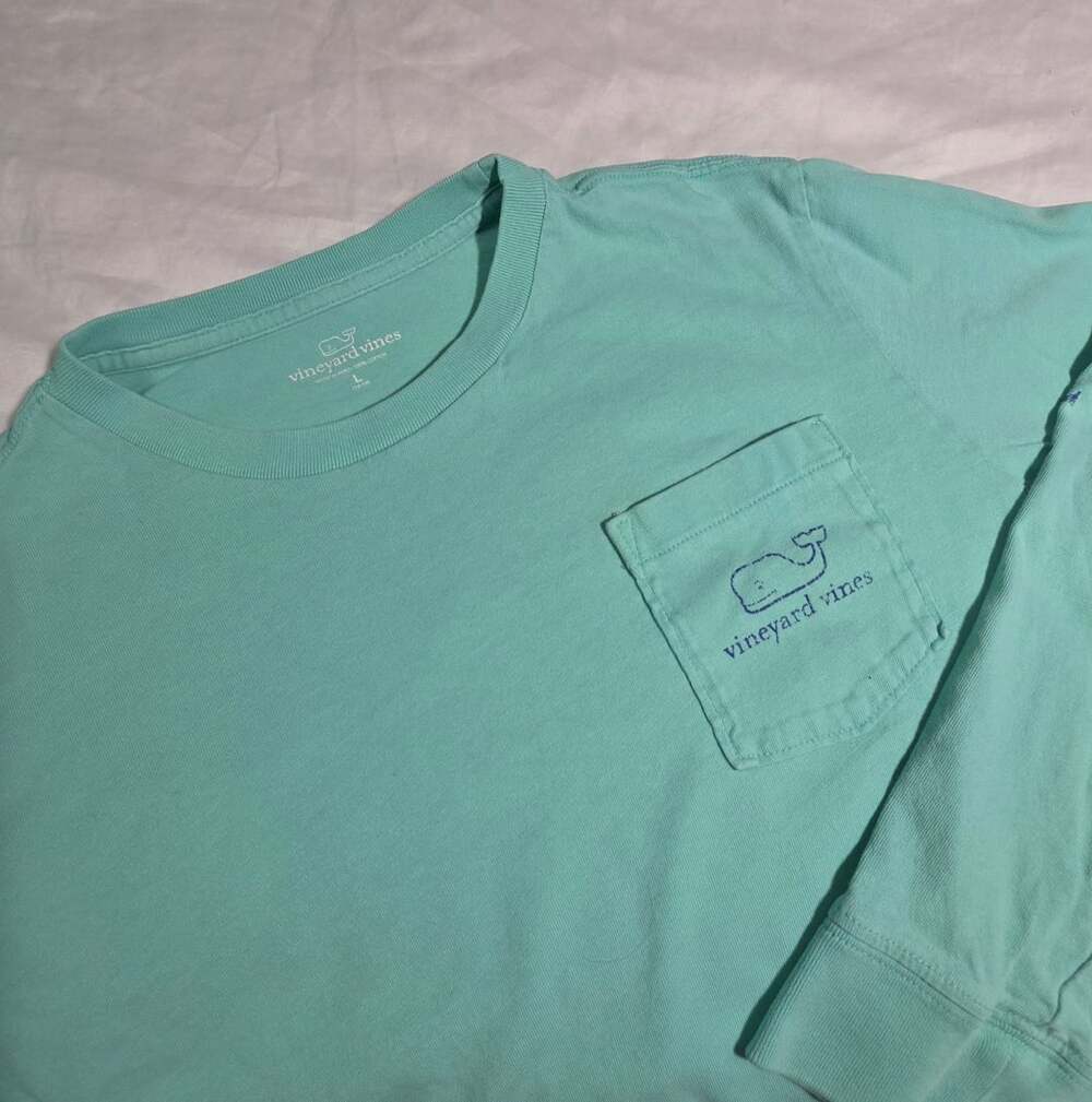 Vineyard Vines Long Sleeve Pocket T-Shirt Size L Turquoise Cotton Whale